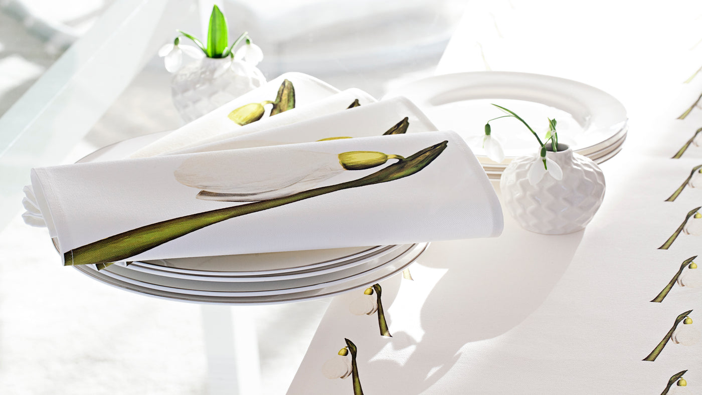 Table Runners Winter Collection. Snowdrops Table Setting.