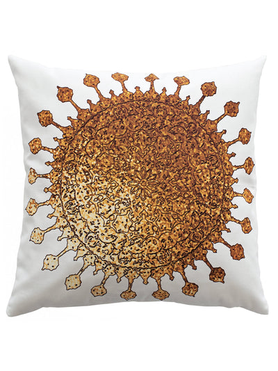 Golden sun shines from this gorgeous Cushion Cover Sun in copper and gold shades. Handmade drawing with the summer filling colour set.